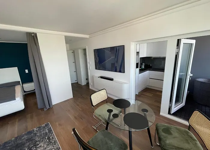 Luxus Mit Skyline View. Apartament